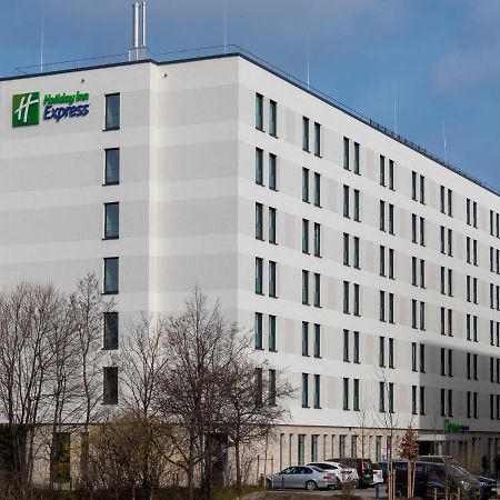 Holiday Inn Express - Munich North By Ihg מראה חיצוני תמונה